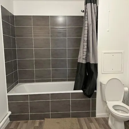 Agreable 2 Pieces Avec Balcon Et Parking Transports By Immo Kit Sarcelles