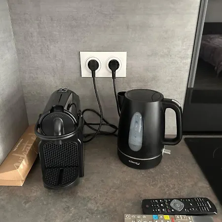 Agreable 2 Pieces Avec Balcon Et Parking Transports By Immo Kit *