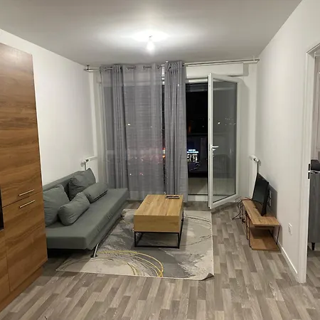 Apartment Agreable 2 Pieces Avec Balcon Et Parking Transports By Immo Kit *